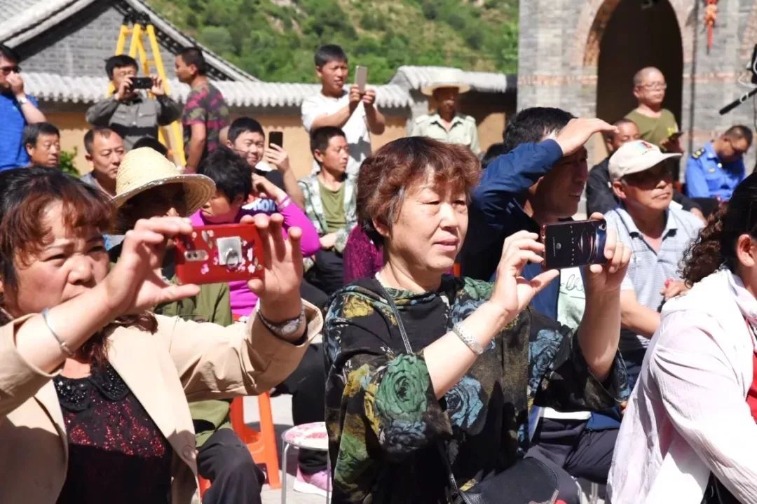 这里究竟发生了啥?