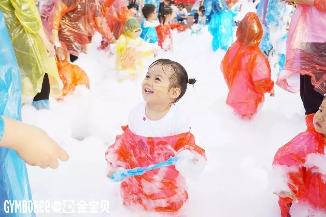 当金宝贝的艺术课被放大了一万倍济南金宝贝早教中心
