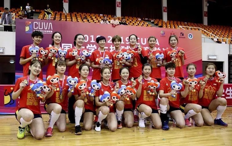 即日起,北京体育大学官方微信公众号将陆续刊登新时代北体大女排系列