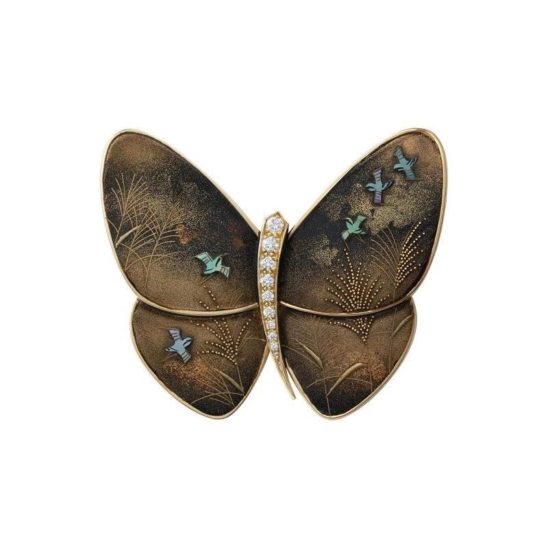 梵克雅宝与日本国宝级漆艺大师合作打造lacqueredbutterfly漆绘蝴蝶