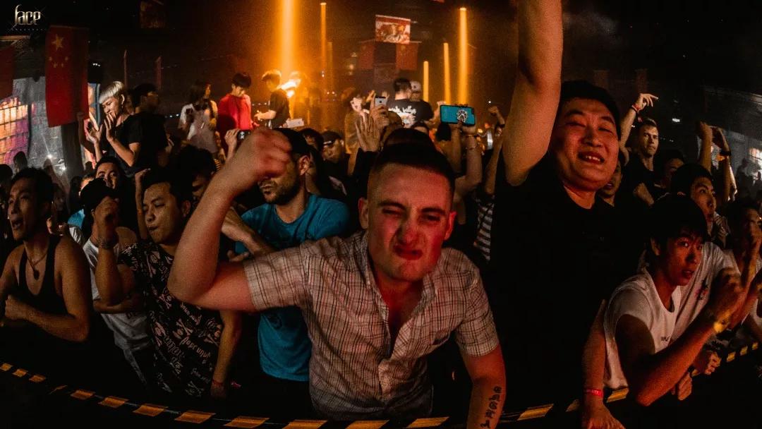 南山superface酒吧燃帝rand震撼来袭