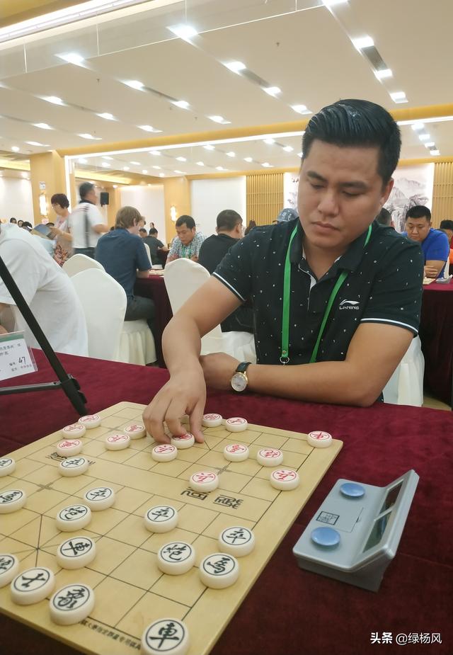 扬州女棋手刘巧云图片