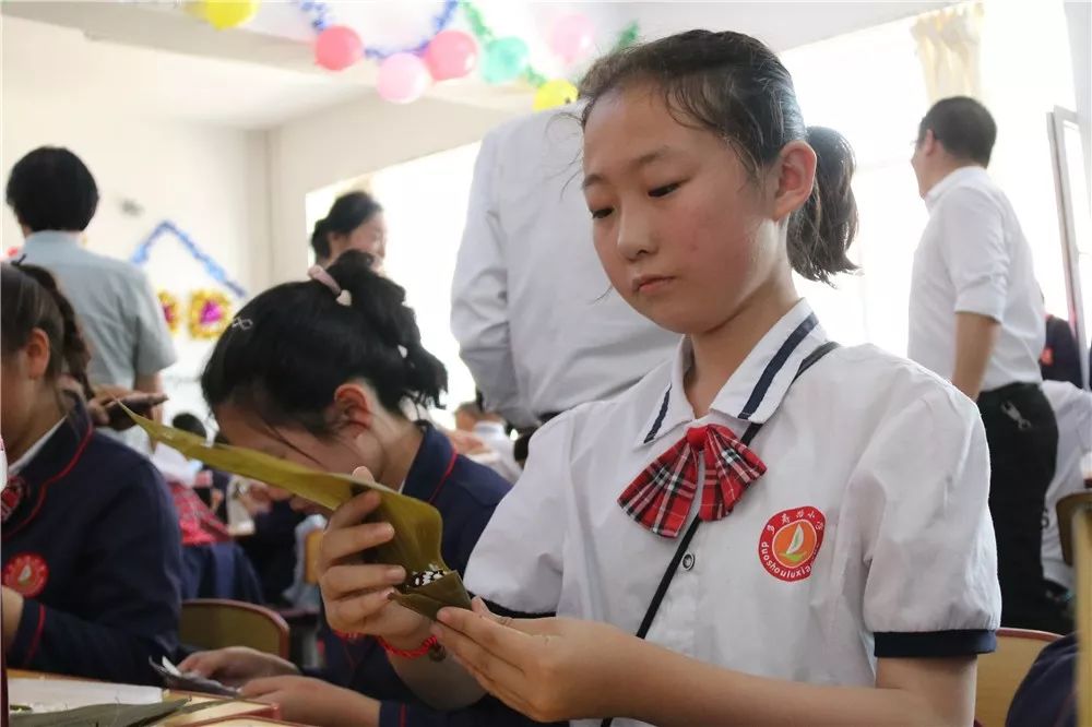 昨日 辽源小学生因为这事动情