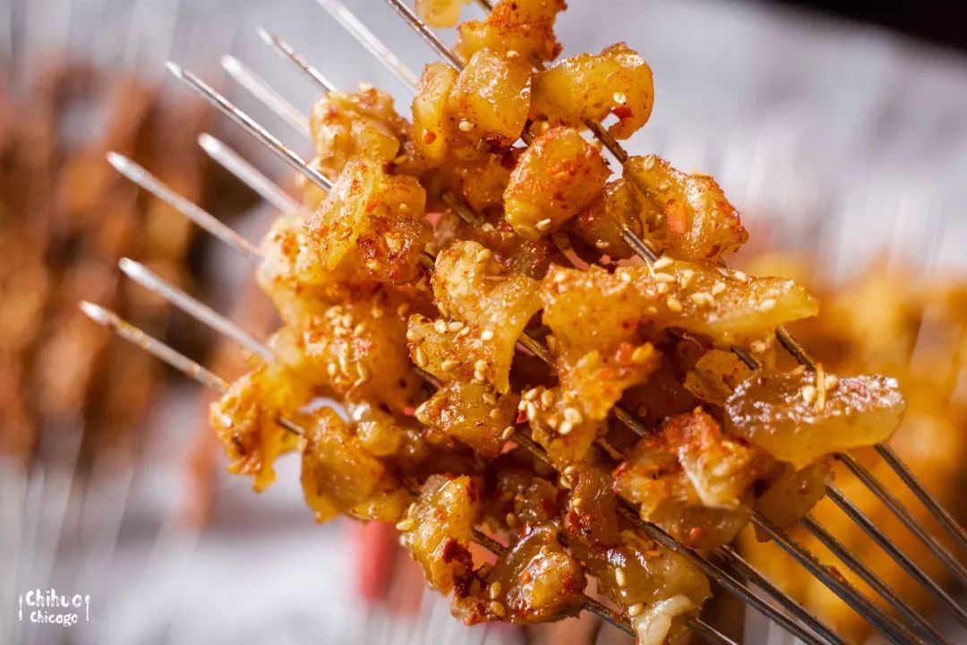 铁子本山叔喊你来吃烧烤铁岭那嘎达的小串芝城首家望京小腰