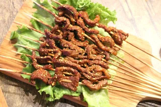 夏天到了,我不允许你们没地儿吃串!