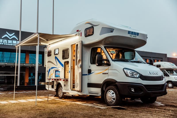 非凡续航能力隆翠19款自由风双拓展c型房车值得一看