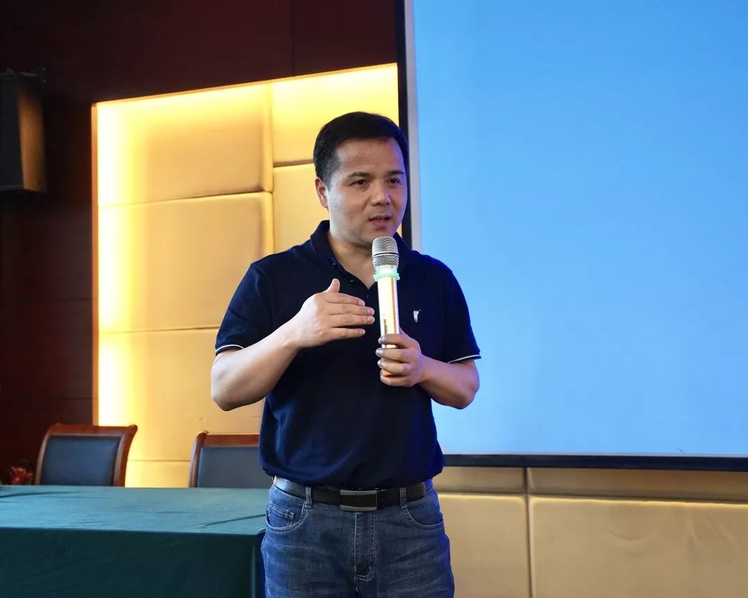 广师求益,孜孜以习——记永兴中学班主任沙龙