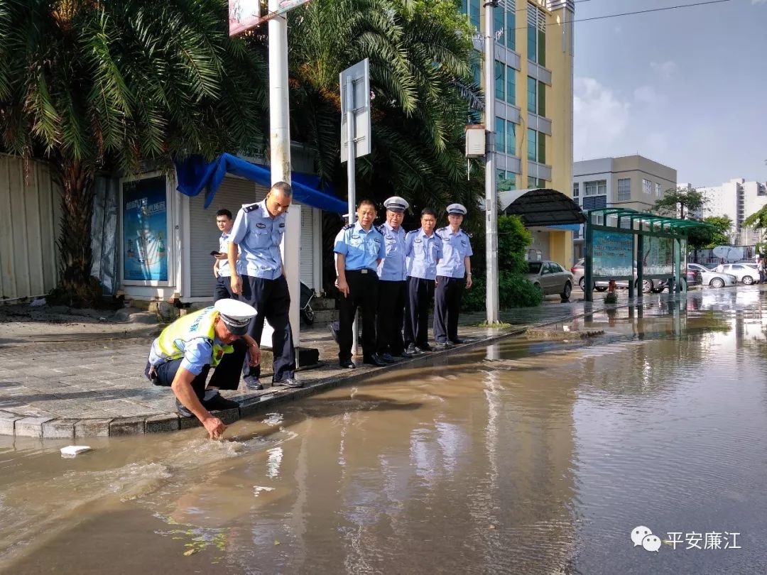 为进一步查漏补缺,细化安保工作措施,6月6日下午,廉江市局谢日福政委