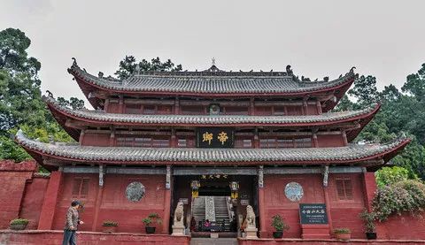梓潼一座古庙见证沧桑巨变