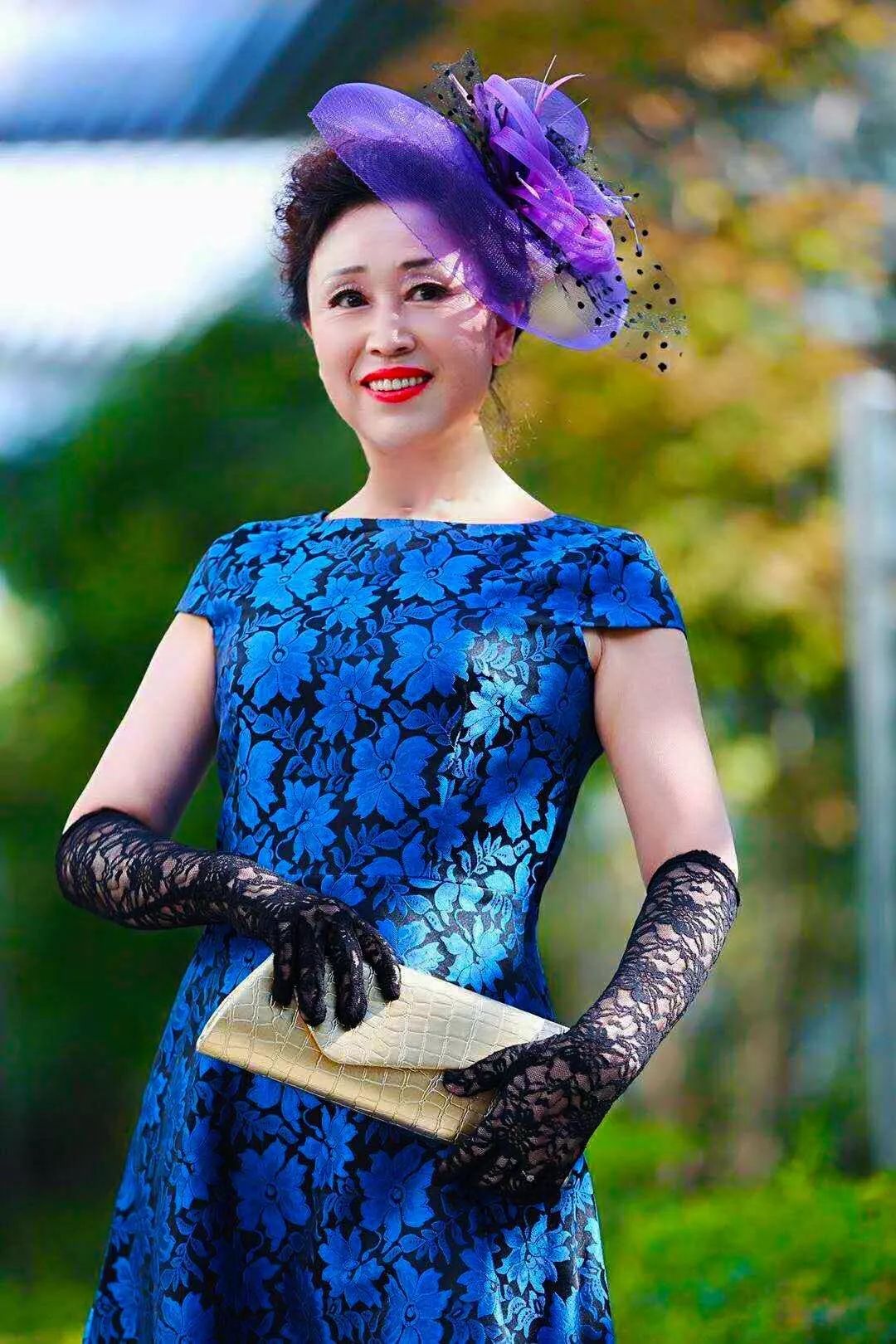 霹雳娇娃模特培训班携手中老年朋友秀出魅力人生