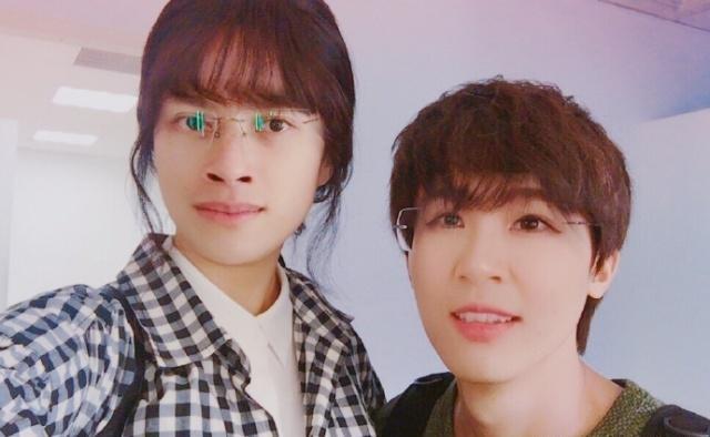 邓福如与网红howhow婚礼现场曝光张小燕亲自当主婚人见证