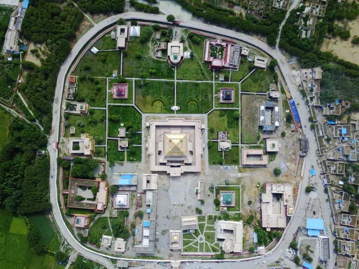 山南-南迦巴瓦-拉姆拉错-勒布沟-桑耶寺-普莫雍错自驾攻略_索松村