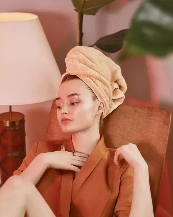 实用| 旧毛巾别再当抹布用了,缝一缝挂墙上,太聪明了,看到的人都夸好!