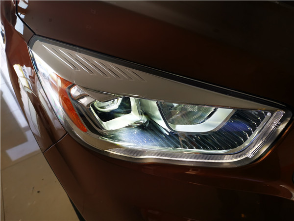 太原福特翼虎车灯改装亮野led双光透镜,效果帅气