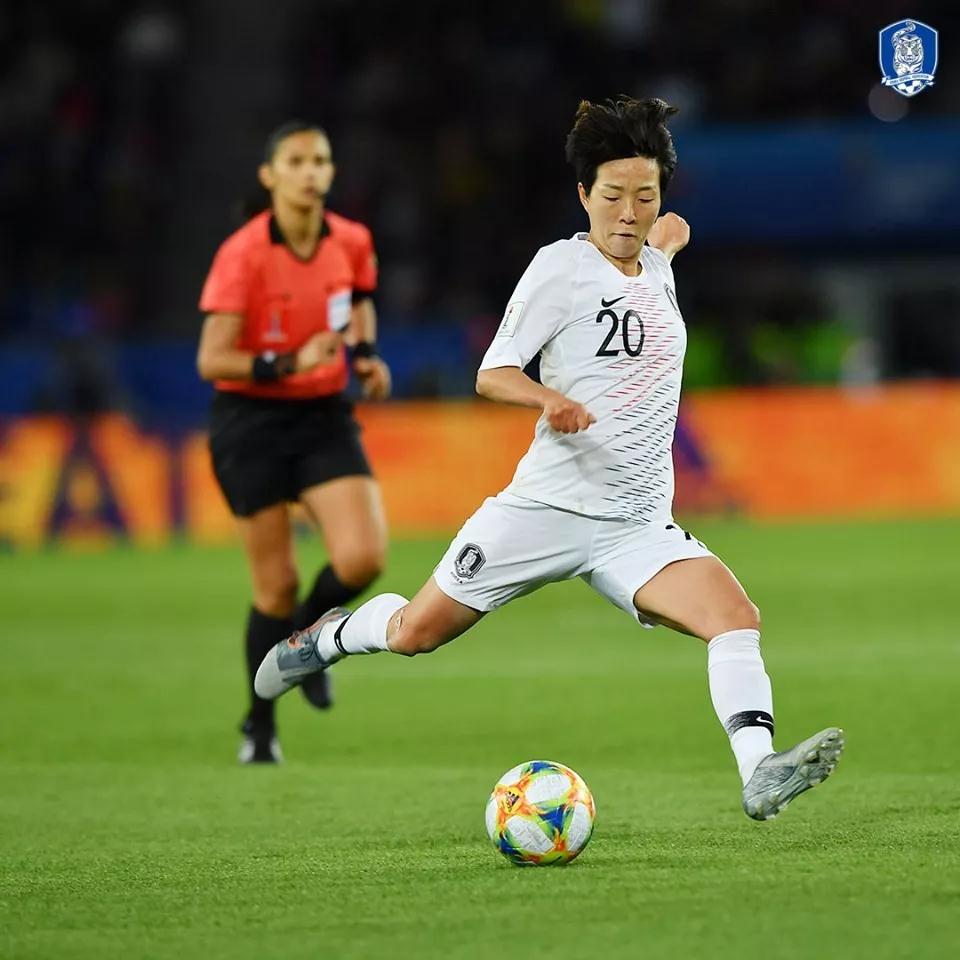 揭幕战绝望之中大败,韩国女足小组出线仿佛天方夜谭