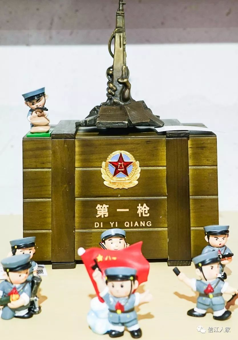 南昌八一起义纪念馆文创产品:石破天惊 · 第一枪南昌八一起义纪念馆