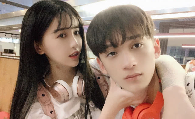 杨清柠与毛宸宸恩爱秀不停这样的玩游戏方式网友受到暴击