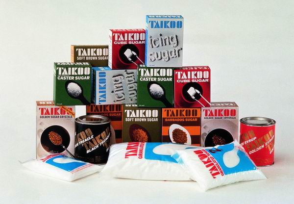 这个设计过纸币的奥地利人为何被称为香港设计之父