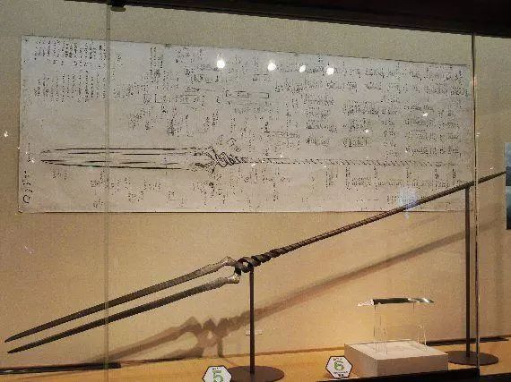 圣钉饱饮神之血的圣钉,是在历史中耶稣受难的圣器之一.