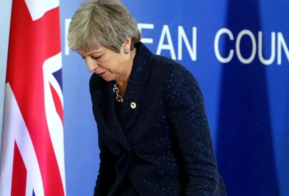 梅姨下台英版权游的落幕与川普化