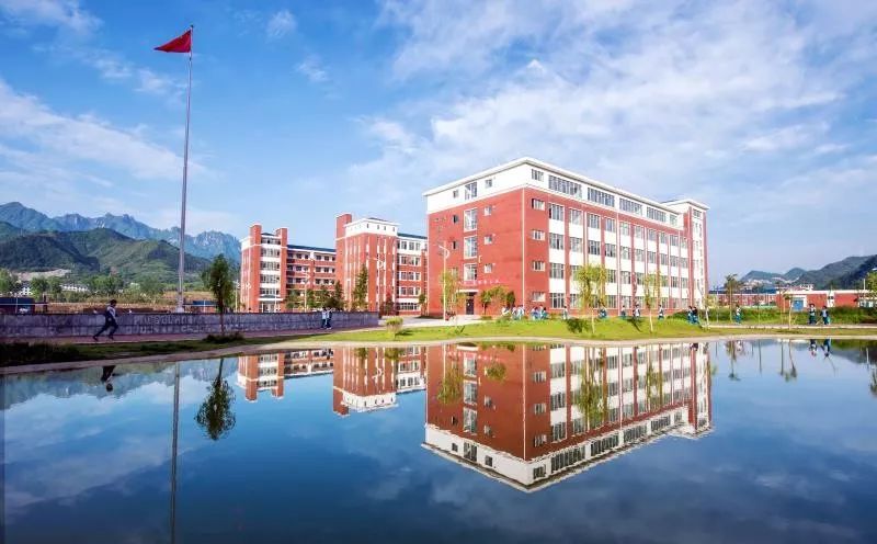 高考结束第366天我依然想念栾川一高不说再见mv