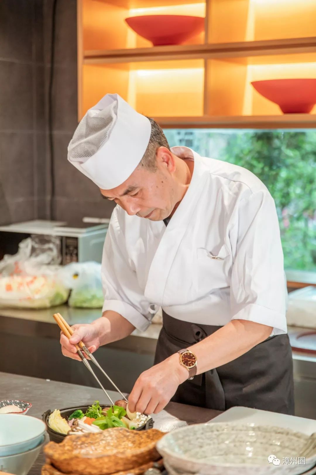 居酒屋的大厨师傅已经有超30年的料理经验了,还有旅法的经历.