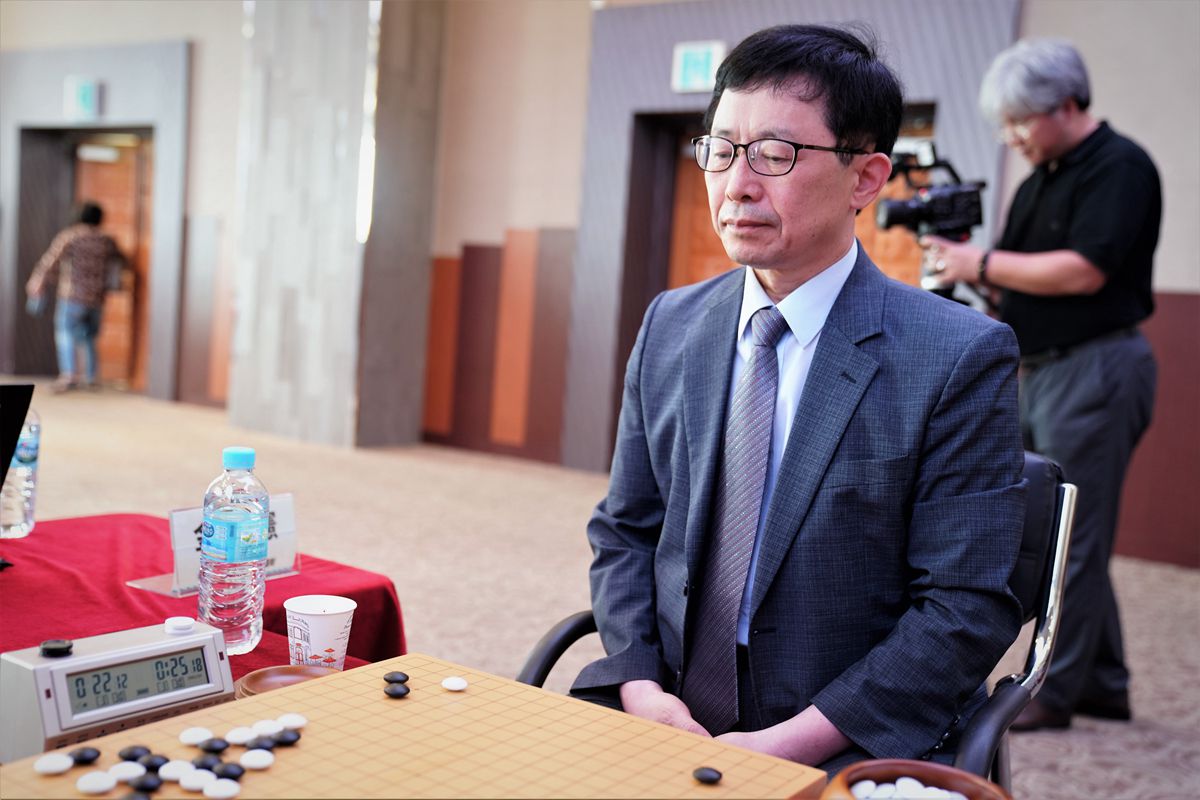 原创国际元老赛刘小光芮乃伟落败俞斌孤身进8强