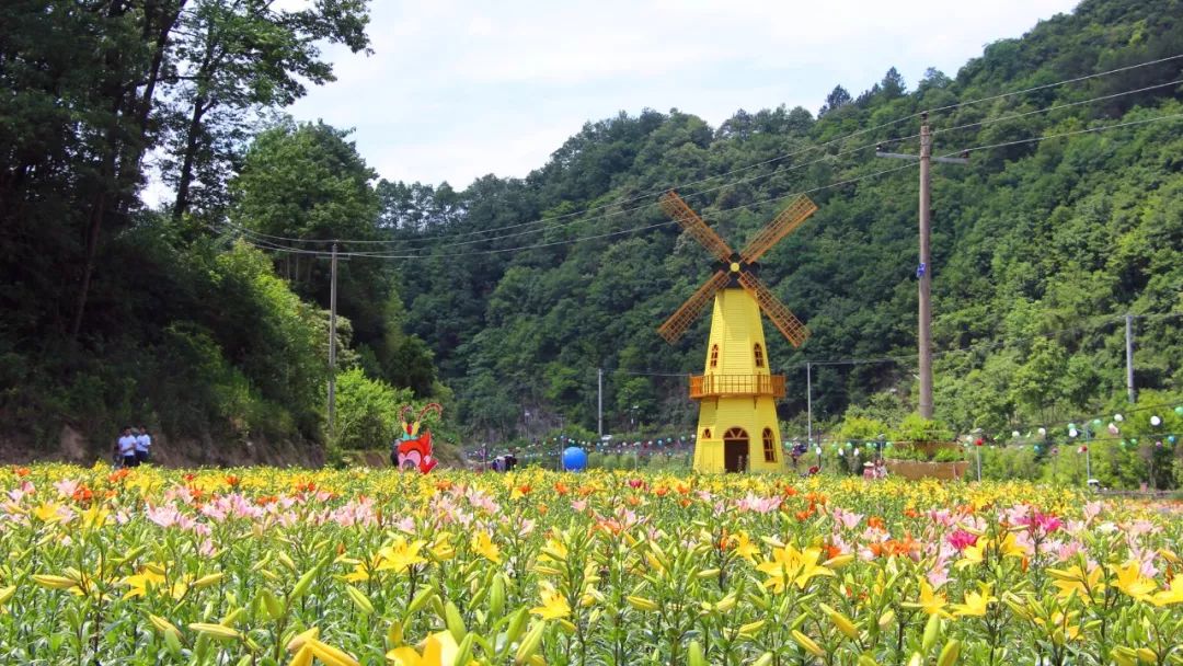 石泉饶峰驿站景点图片