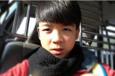 变形记易虎臣家里出事自己成老赖妹妹辍学打工