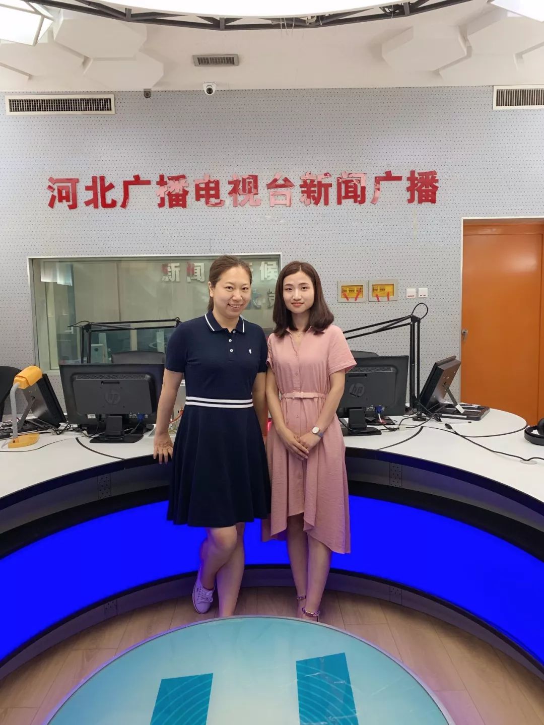 主持人李爽(左),常利圆(右)高考结束 三种情绪很常见常利圆老师说,从