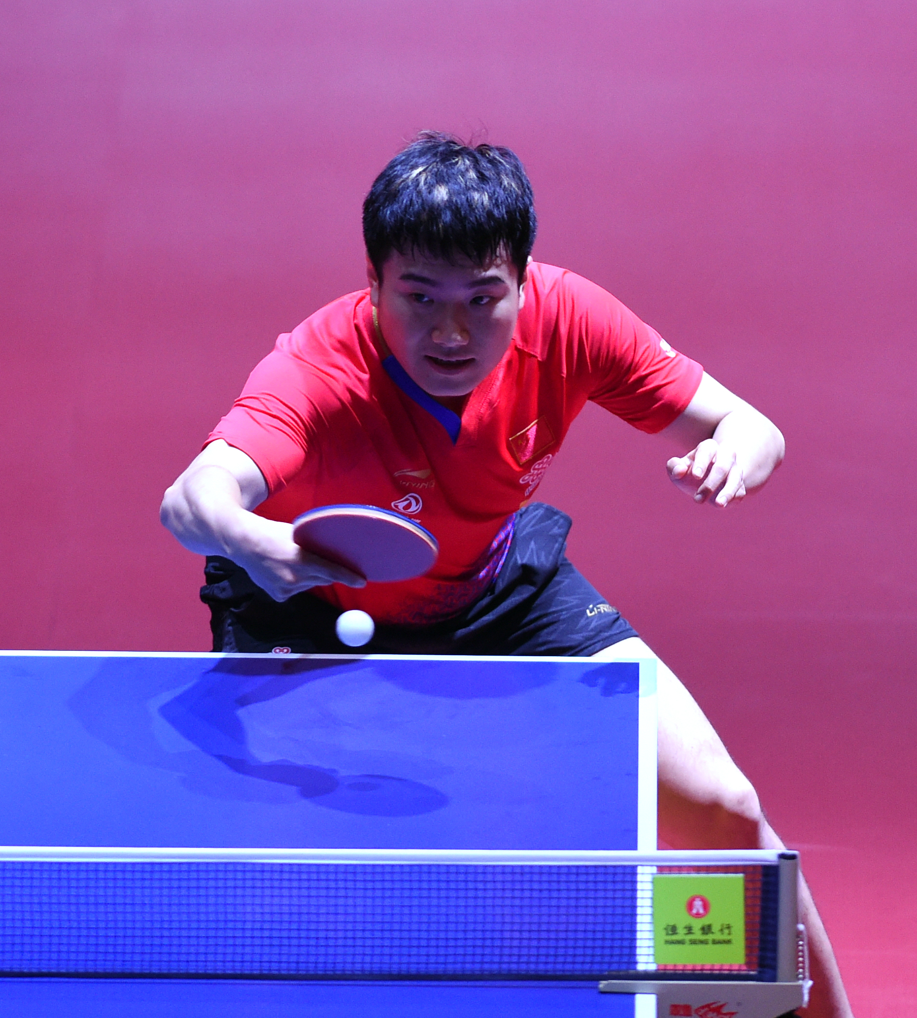 乒乓球——香港公开赛:梁靖昆晋级男单半决赛