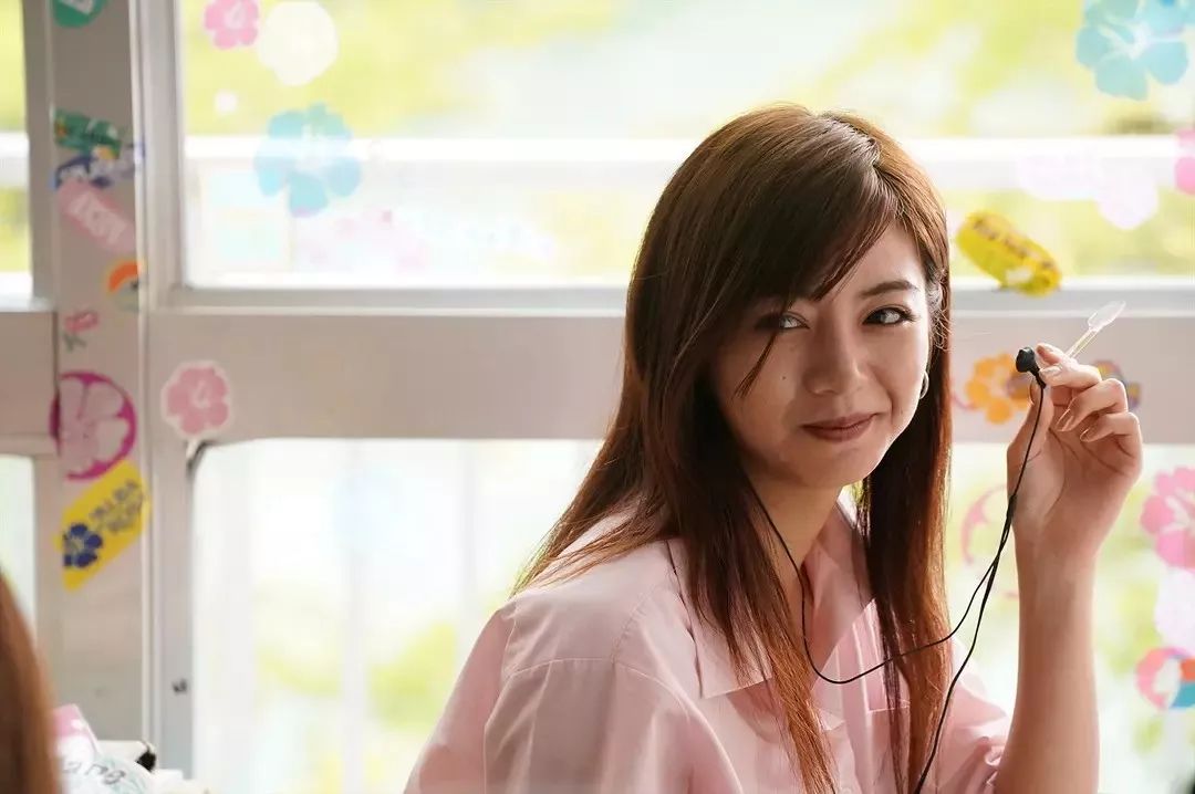 爆款经典片,拍出了几代人的青春_奈奈