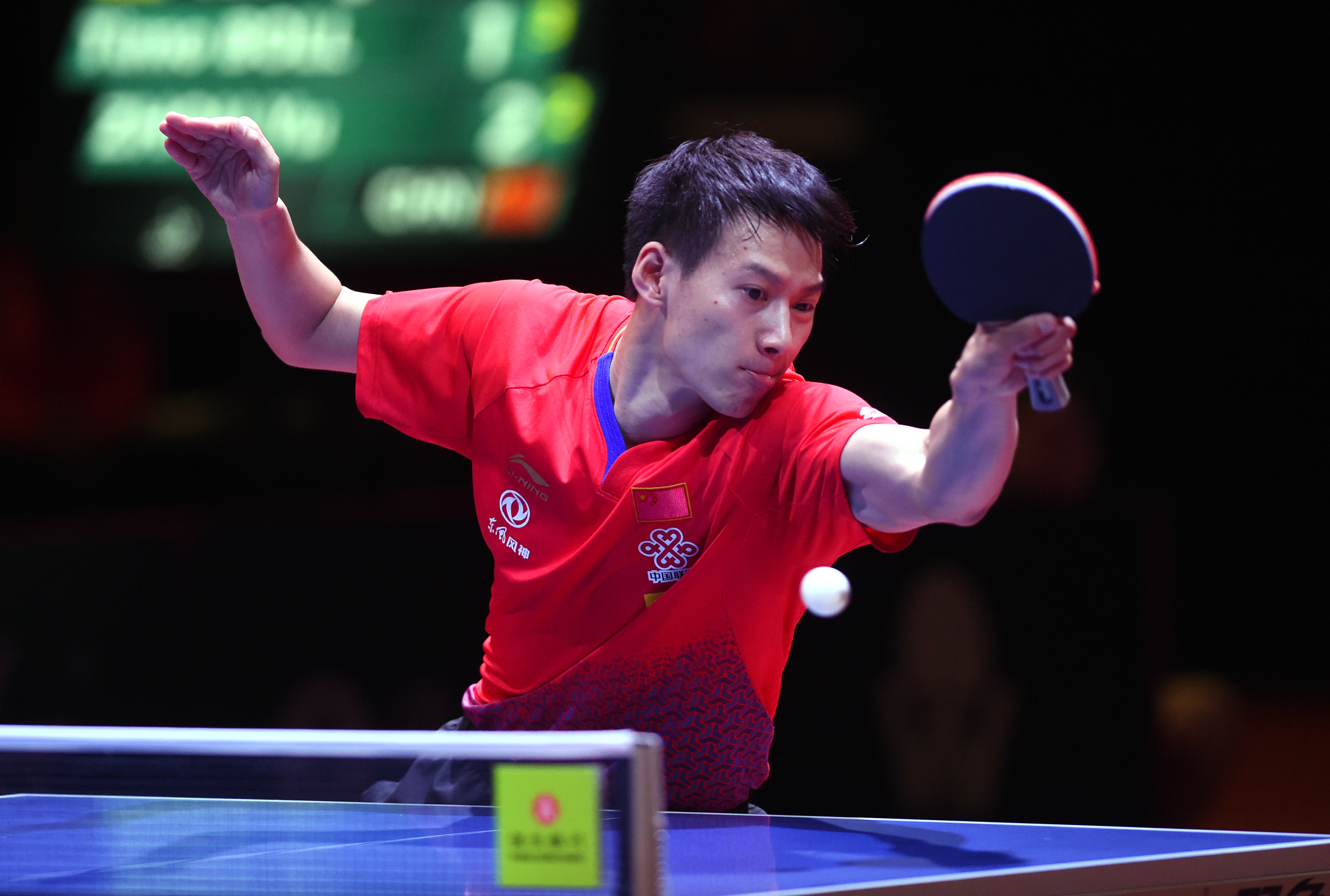 乒乓球——香港公开赛:周雨晋级男单半决赛