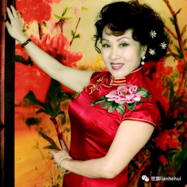 世旗精英介绍—世旗联合会甘肃总会会长李雪琴～聪慧设计师_旗袍