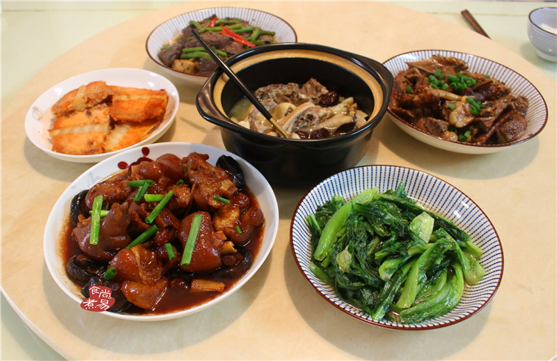 原创端午节,小姑子来我家吃午餐,五菜一汤有荤有素,家人吃的很满意