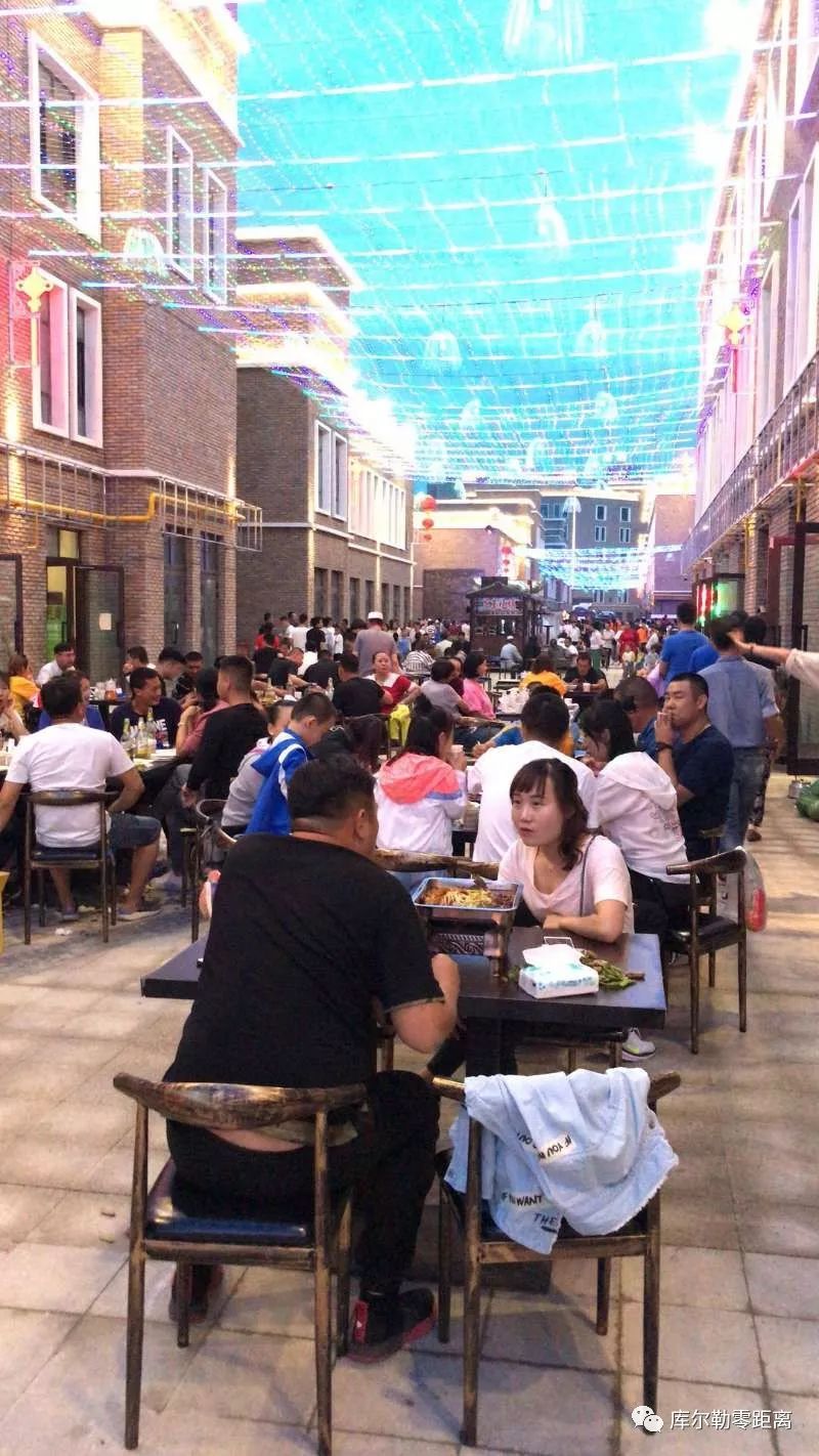 丝路星光夜市开业真的很不错