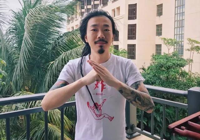 原创乐队的夏天没有套路自由奔放有才华的乐队聚集地