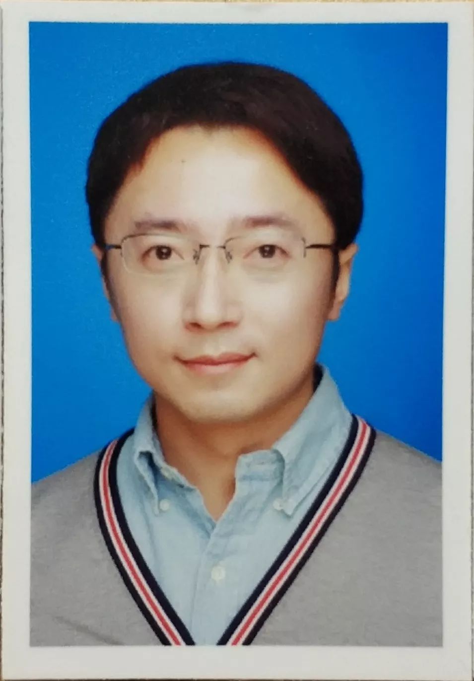 社会转型与社会治理学术沙龙第77期严俊从艺术共同体到文化工业上海