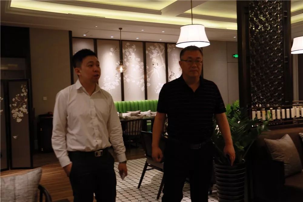 定州这位大老板要和万达签约了要建5星级酒店