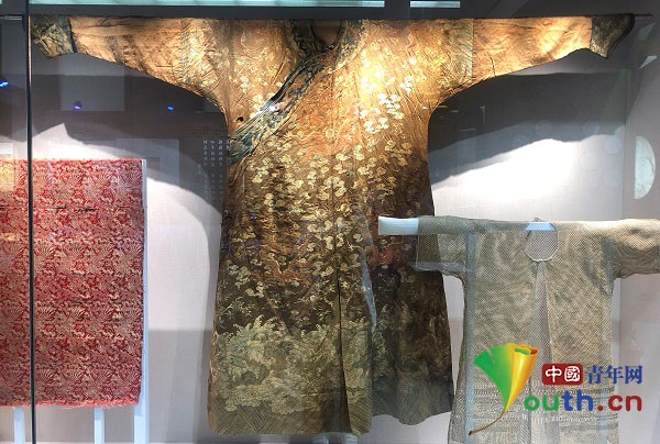 中国桑蚕丝绸文化展在京举行