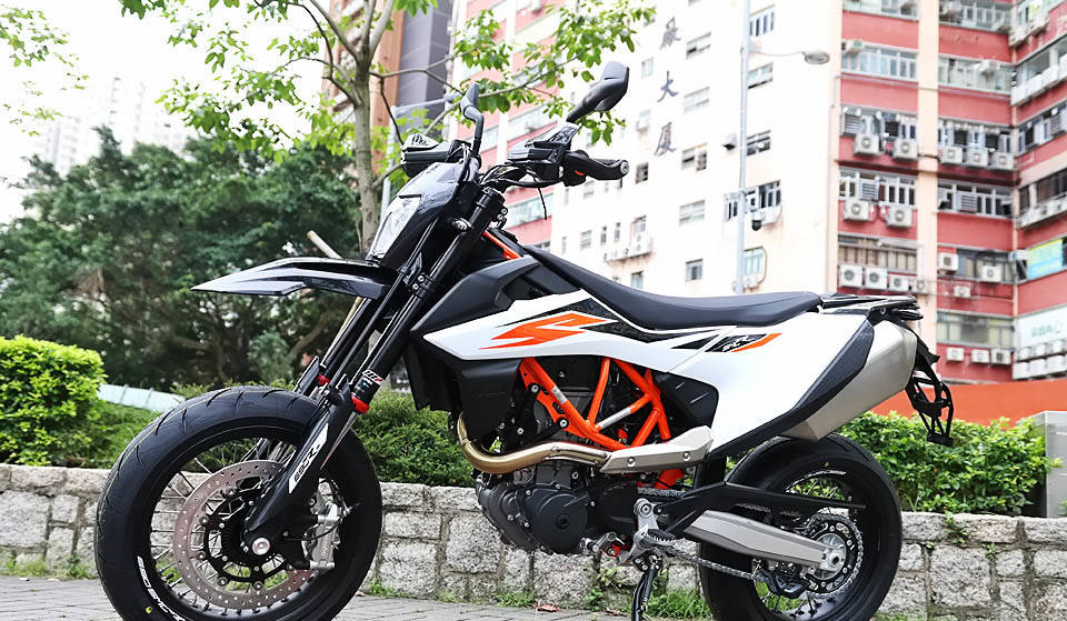 静态体验街道杀手级摩托车2019ktm690smcr