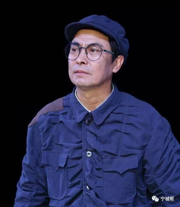 国家二级演员李国相饰演谢玉川优秀青年演员段海波饰演韩半仙青年演员