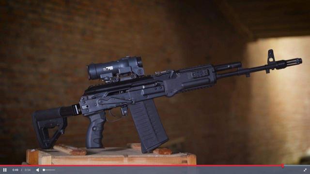 首先,通过改进子弹发射药,弹头,使用新型材料制造可承受更高膛压的