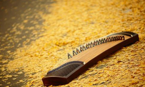 中国历代文艺作品中的古筝_秦筝