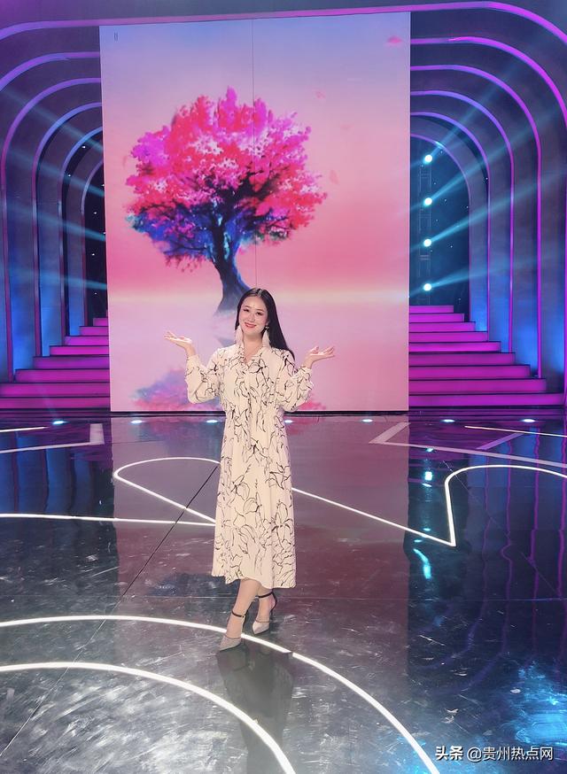 贵州美女歌手孔祥莎携原创茶歌再登央视为贵州茶代言