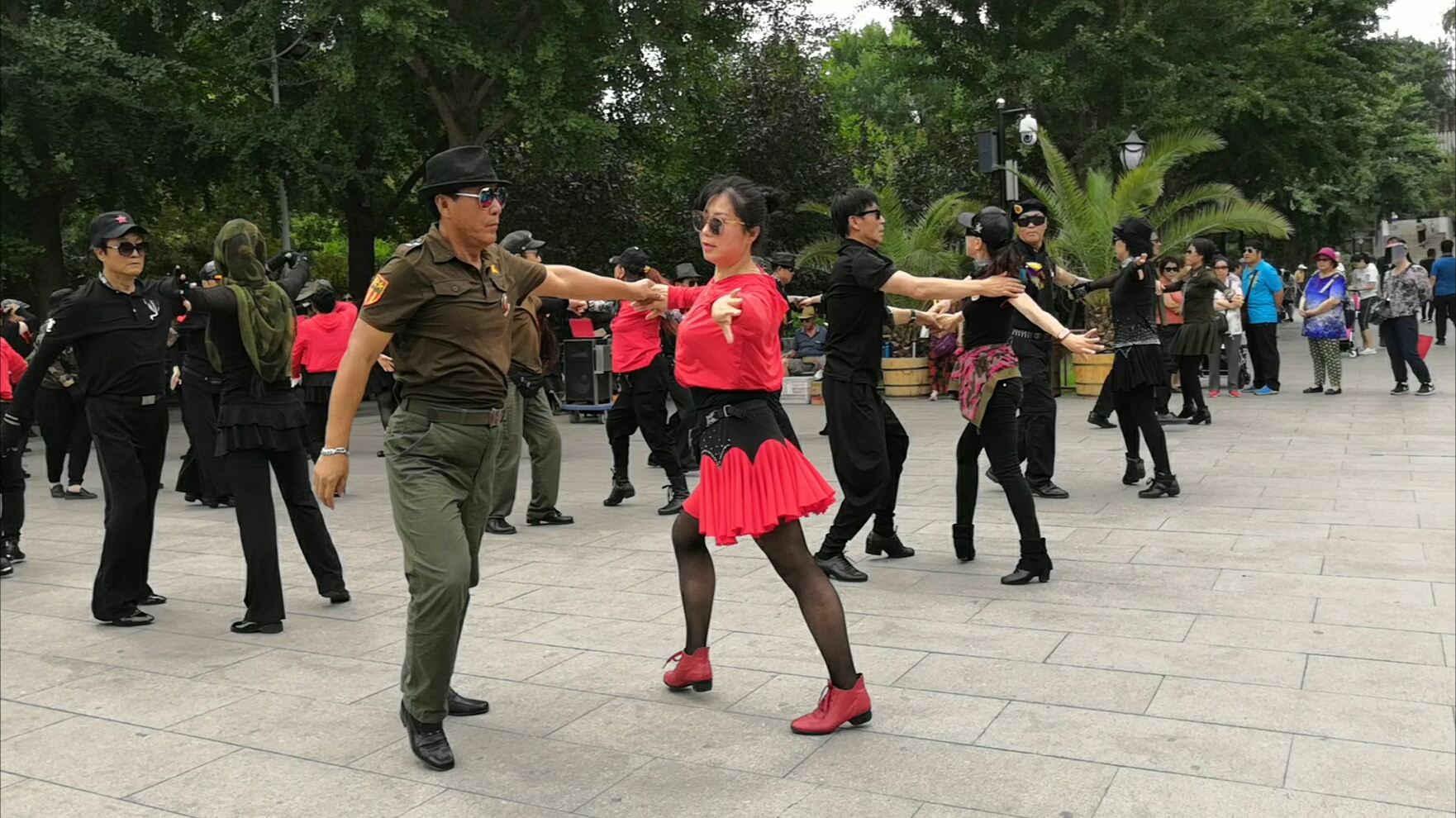 陶然水兵舞图片