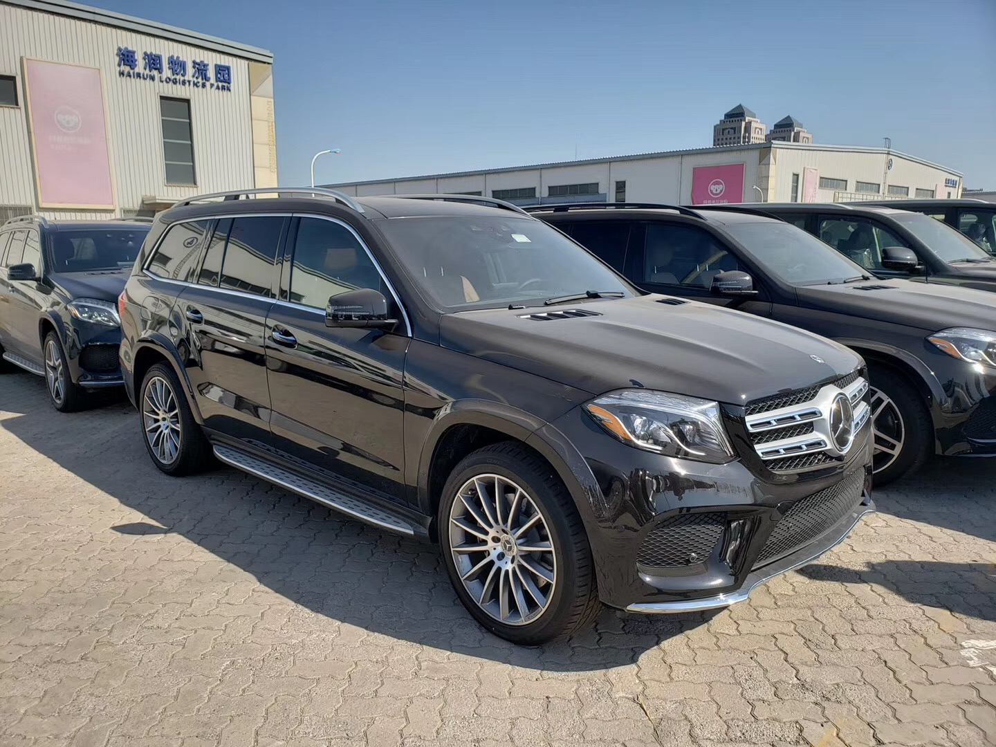 厦门保税区到港的平行进口车奔驰gls有何不一样