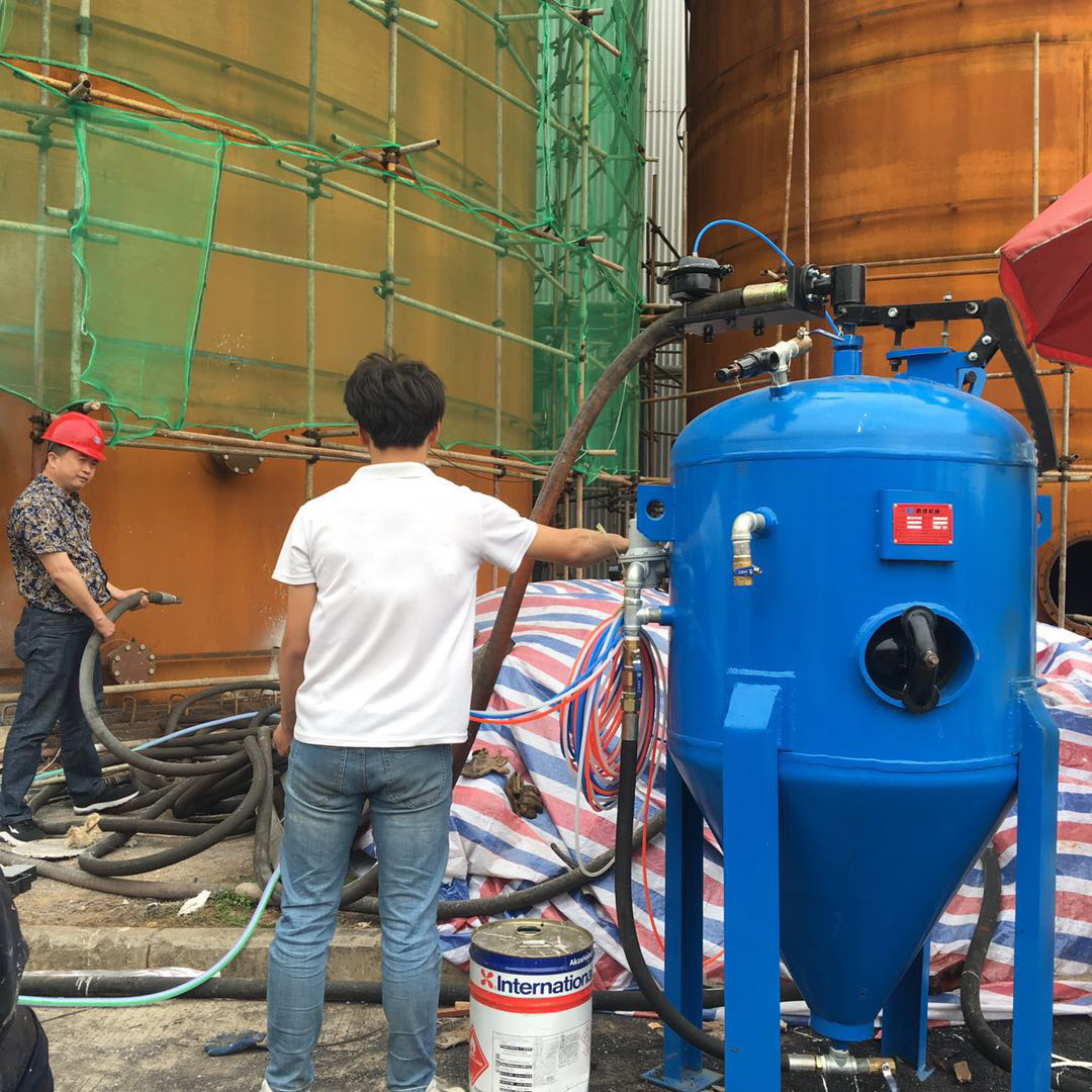 环保水喷砂除锈机器