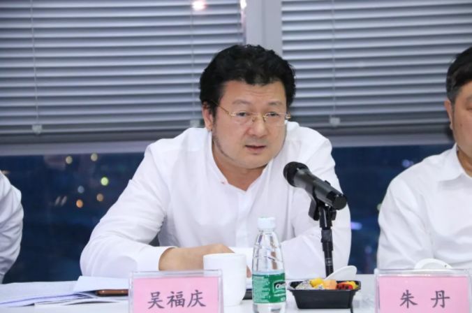 广东省安徽商会顾问,原成都军区空军副政委张逢堂少将,安徽省人民政府