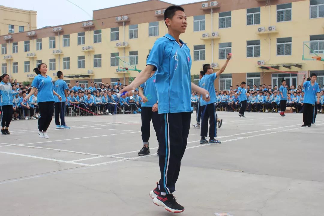 东昌南校·艺术节|东昌中学南校区第十届学生自主设奖暨第三届文体